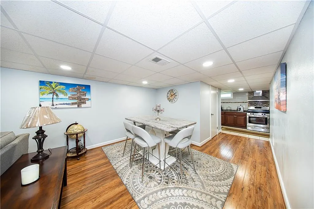 319323cb7a79f22bfa095102fa7a9509-uncropped_scaled_within_1536_1152