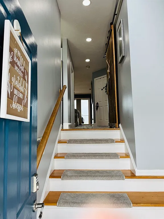 aa3b48fb67535ba060c3d1fdd91d3e20-uncropped_scaled_within_1536_1152