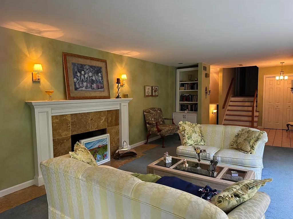 efbdd1e52903ee5907380c44a0b17fcd-uncropped_scaled_within_1536_1152