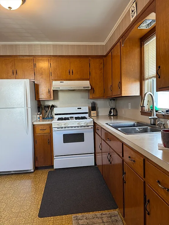 86f753acca70e952f71c85accee62442-uncropped_scaled_within_1536_1152