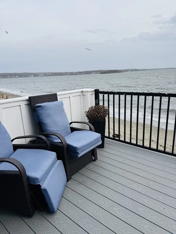 dcffd32df75cd607ecb44946374fc8ccl-m239238349rd-w1280_h960