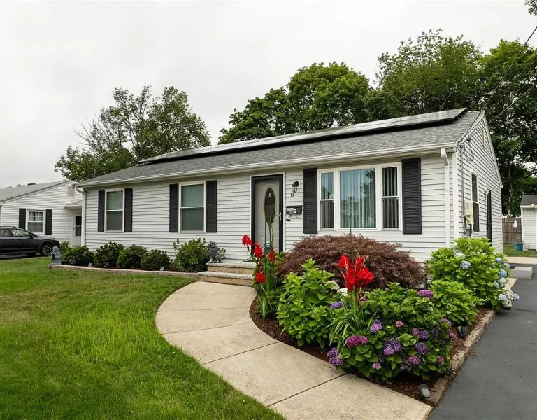 930795c704a46714fb67c05a7861f20b-uncropped_scaled_within_1536_1152